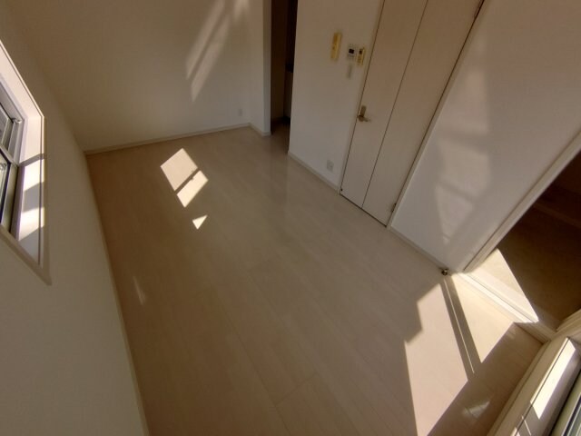クレインビル小戸の物件内観写真