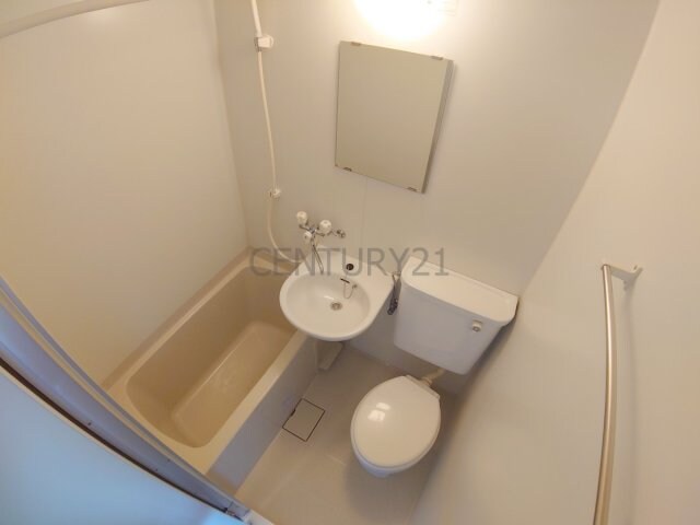 ロイヤル伊丹の物件内観写真