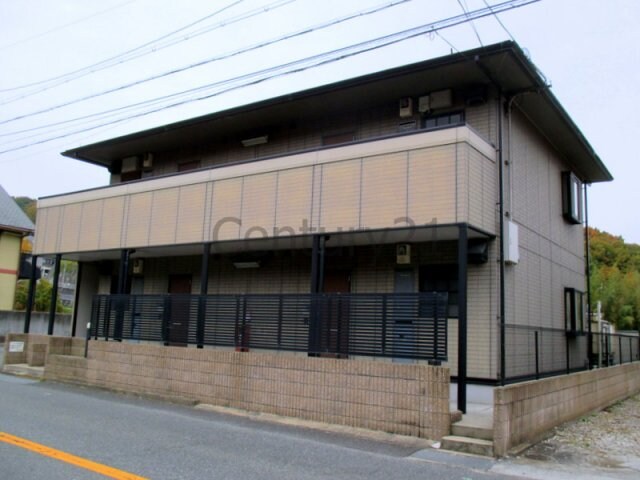 ルミエール鴬の森の物件外観写真