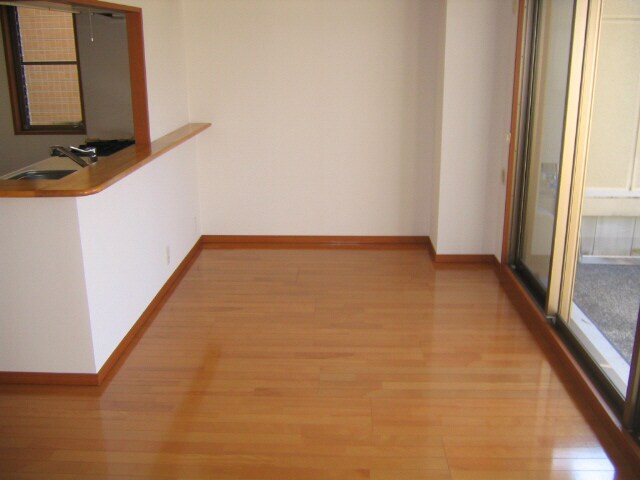 グランドール宝塚の物件内観写真