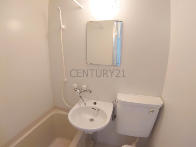 ロイヤル伊丹の物件内観写真