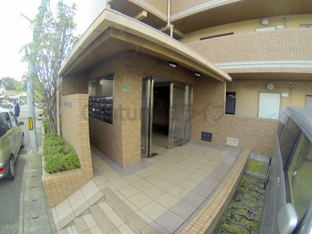 シャルマンコーポ荒牧の物件外観写真