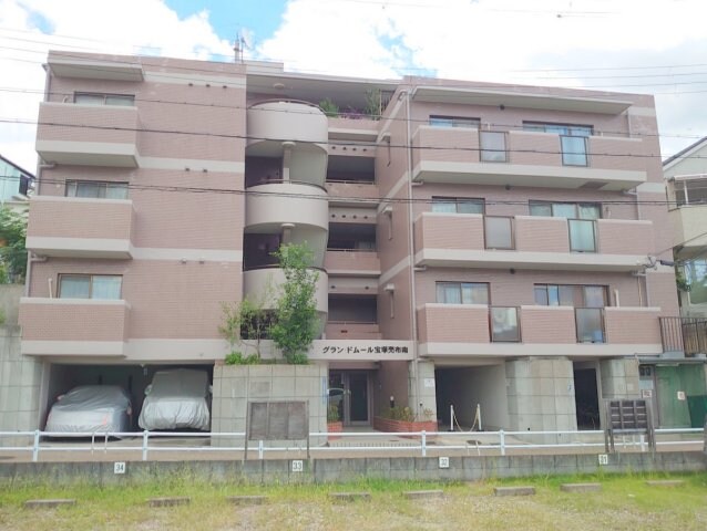 グランドムール宝塚売布南の物件外観写真