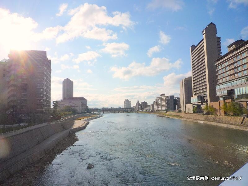 御殿山2丁目貸家の物件内観写真