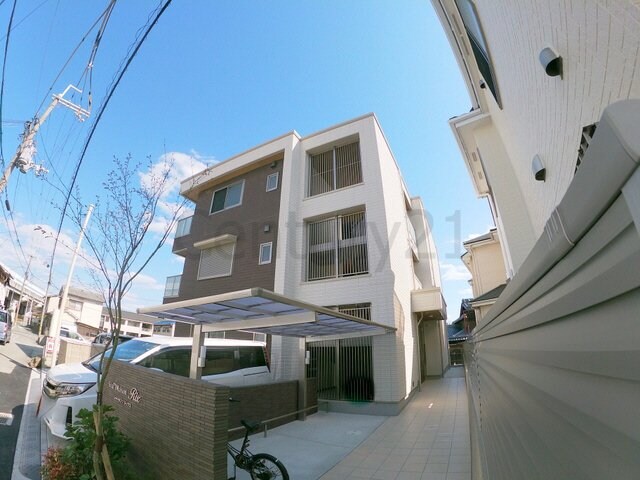 シャーメゾンRixの物件外観写真