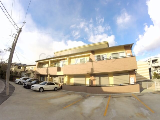 コンフォートプレイスの物件外観写真