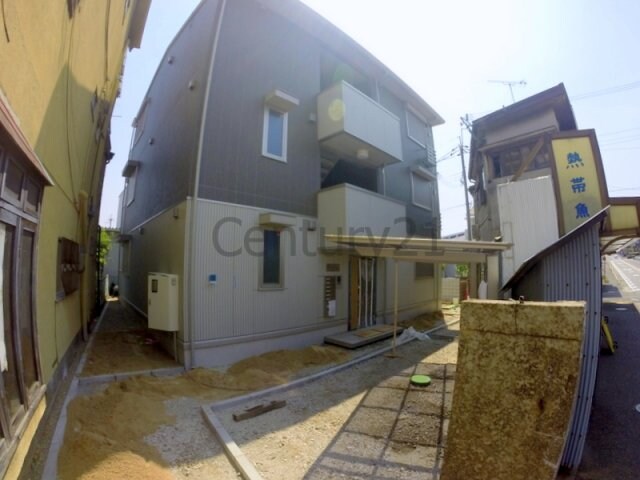 川西池田駅 徒歩9分の物件外観写真