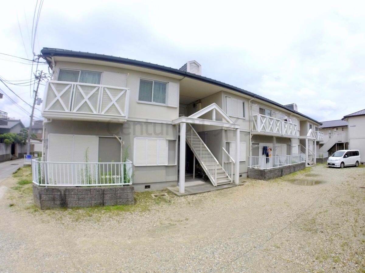 ファミール仁川2の物件外観写真