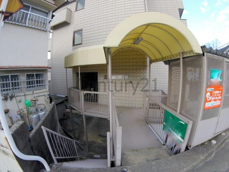 メゾン鼓ヶ滝の物件外観写真