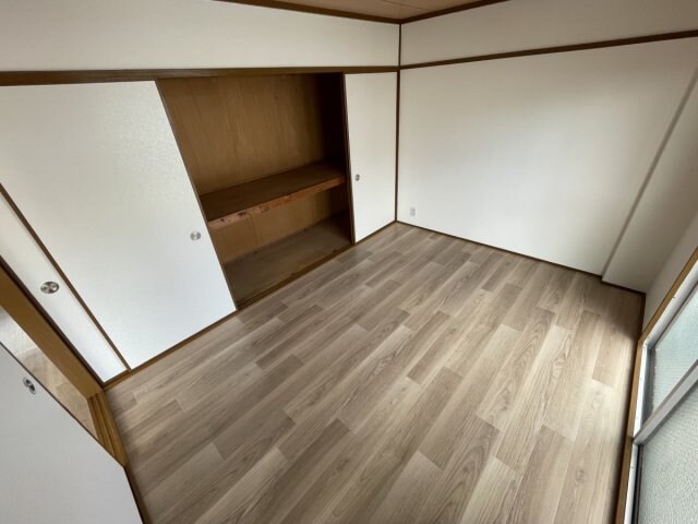 村上マンションの物件内観写真