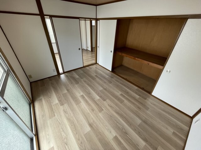 村上マンションの物件内観写真