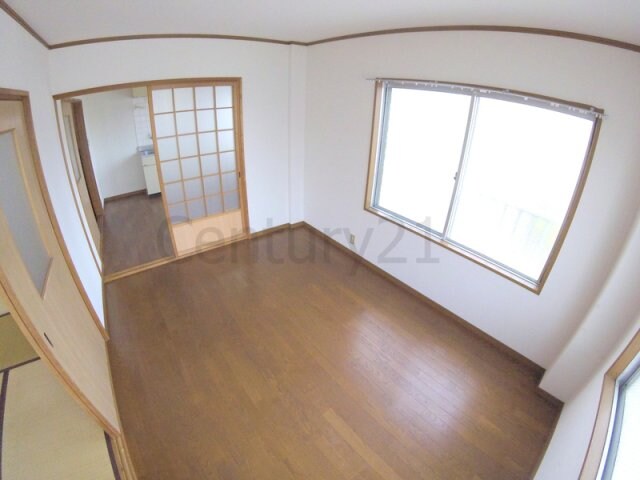 村上マンションの物件内観写真