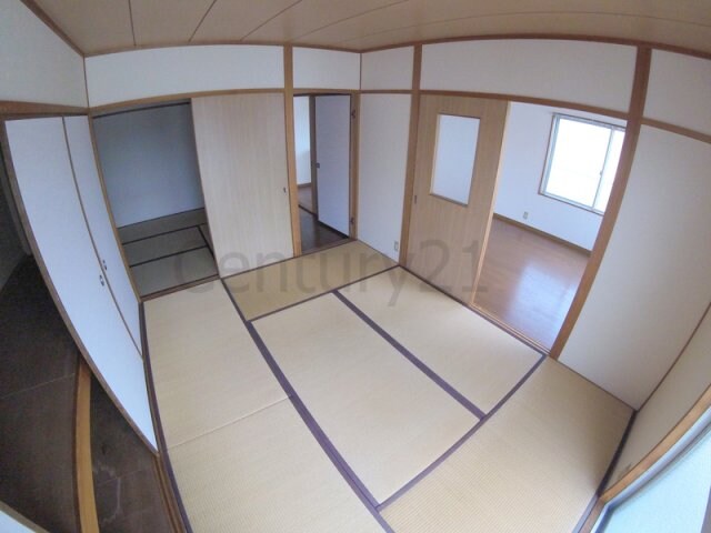 村上マンションの物件内観写真