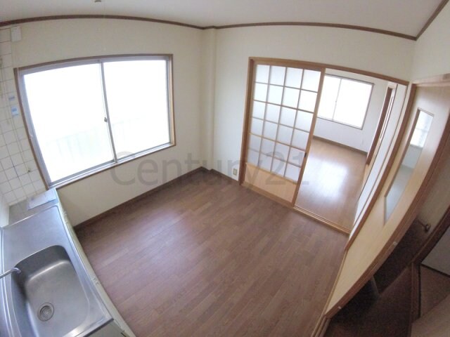 村上マンションの物件内観写真