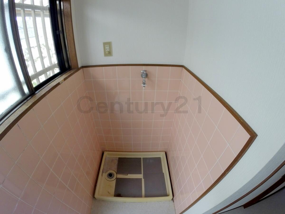 雲雀丘3丁目貸家の物件内観写真