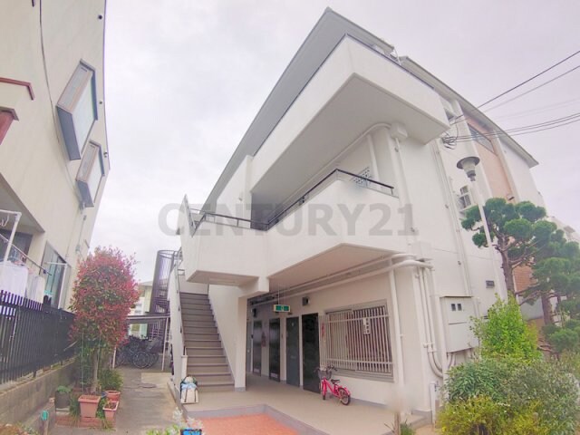 第五中村マンションの物件外観写真