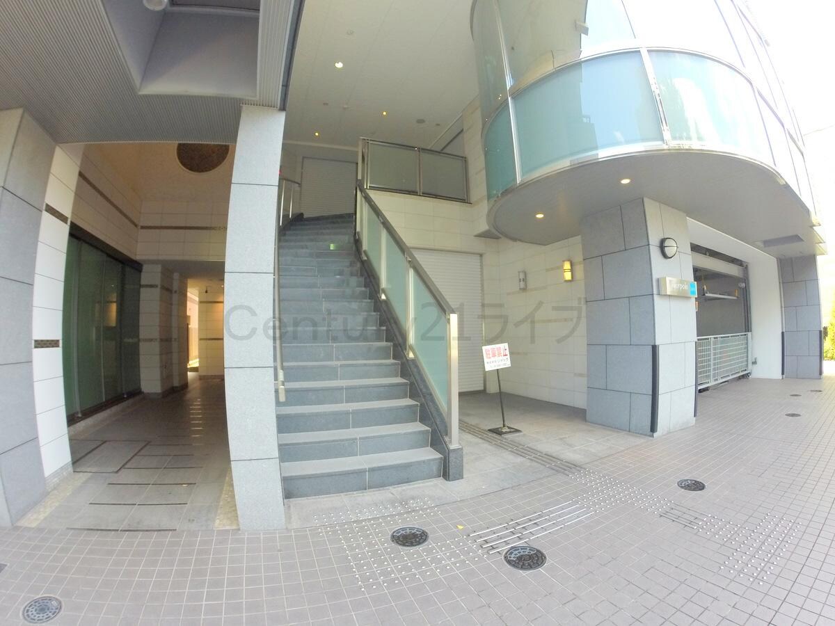 ビガーポリス133宝塚の物件外観写真