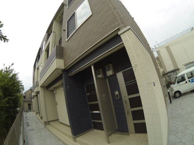 クレール宝塚の物件外観写真