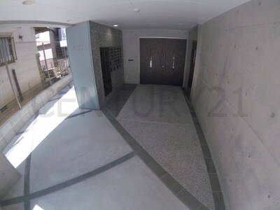 RIFF石橋阪大前の物件外観写真