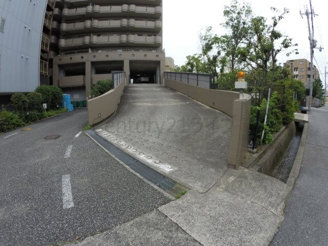 ドミールタワー幸大の物件外観写真