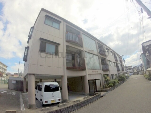 マノワールの物件外観写真