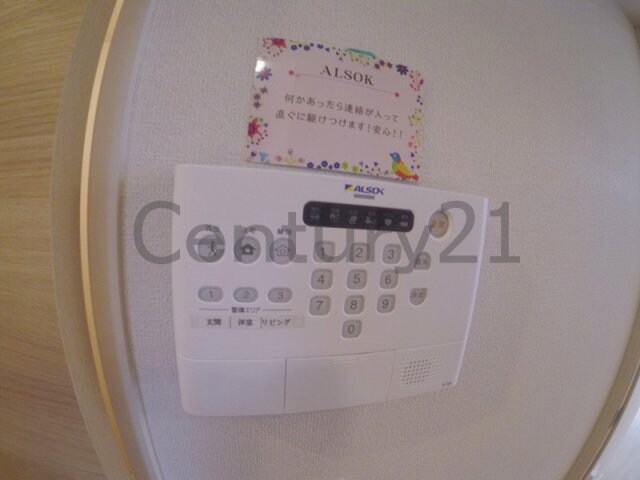 ピアレス綾羽の物件内観写真