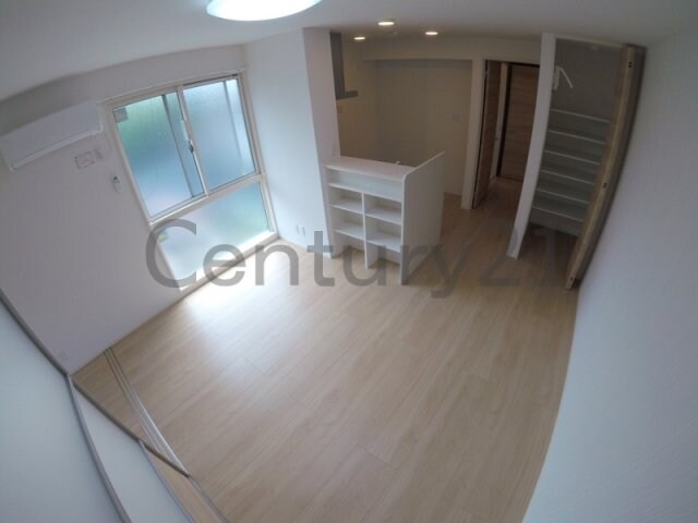 ピアレス綾羽の物件内観写真