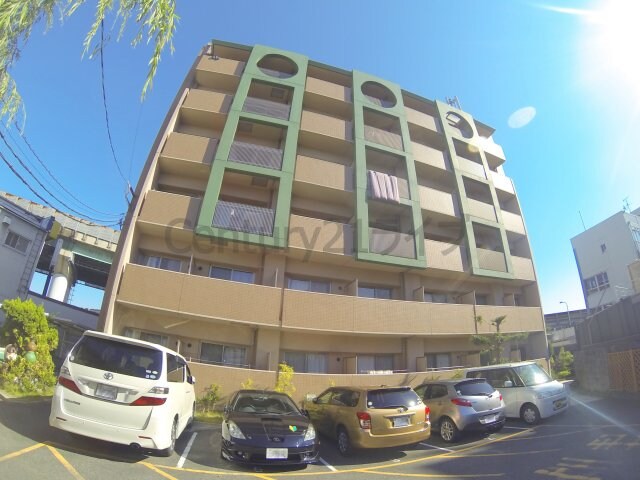 ラ・セデュクシオンの物件外観写真