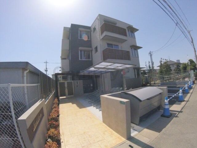 Storch　Burgの物件外観写真