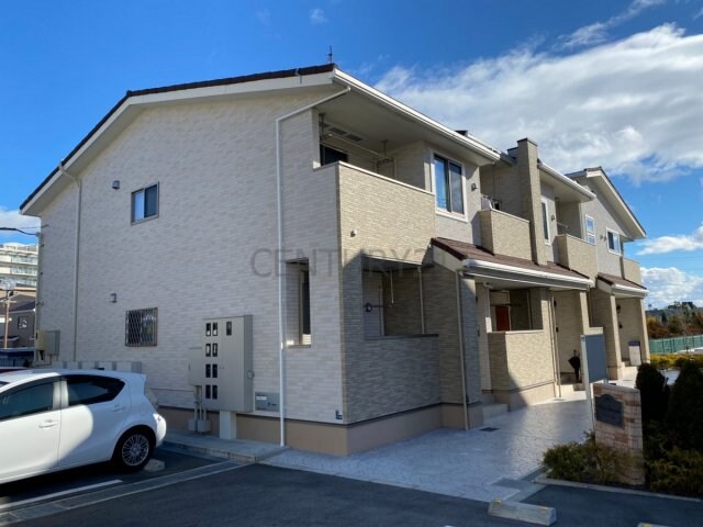 アルバーミィ宝塚の物件外観写真