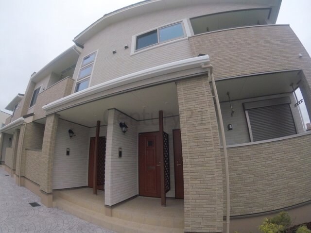 アルバーミィ宝塚の物件外観写真