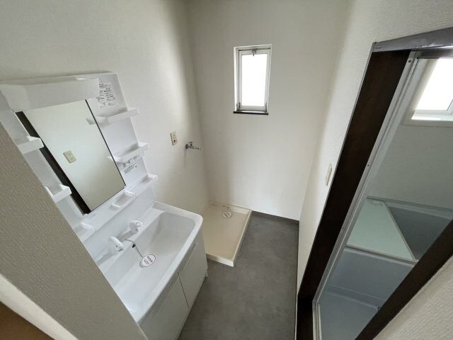 プラビーラコート5の物件内観写真