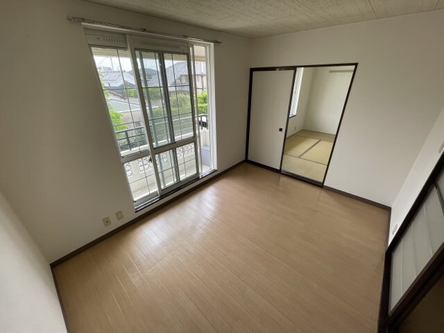 プラビーラコート5の物件内観写真