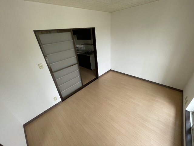 プラビーラコート5の物件内観写真