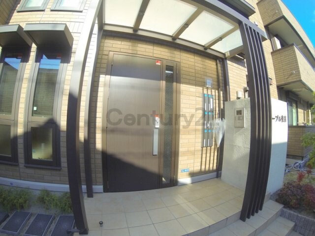 メープル住吉の物件外観写真