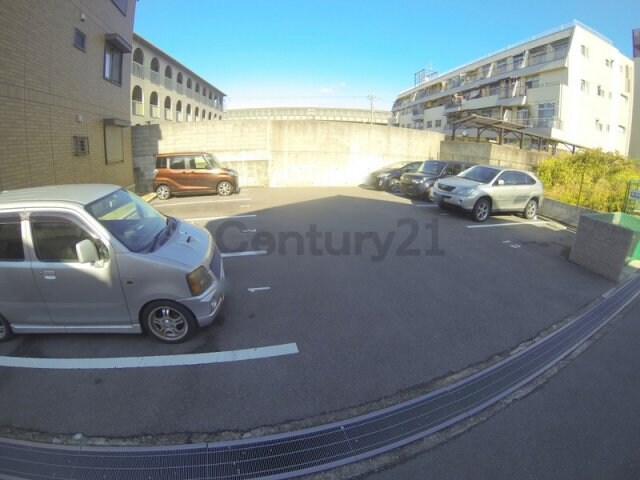 メープル住吉の物件外観写真