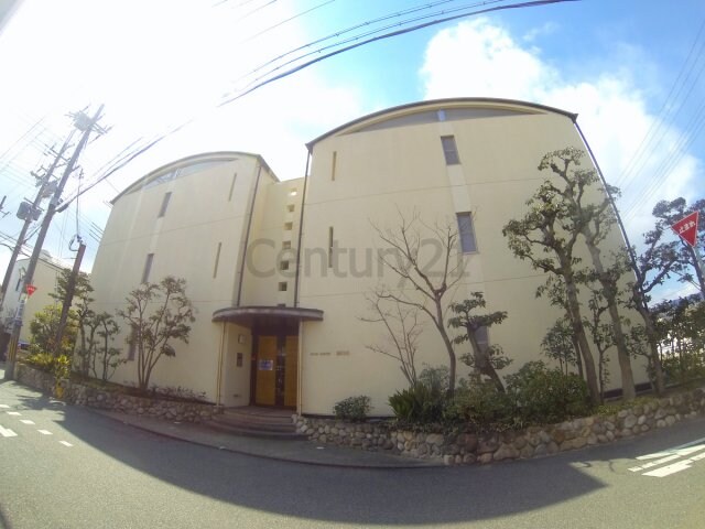 ペアコート仁川の物件外観写真