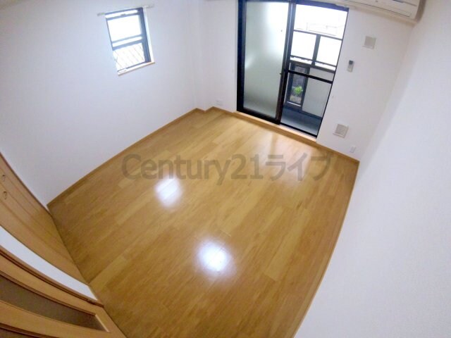 エテルノ昆陽3の物件内観写真