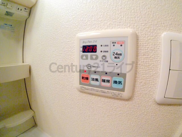 エテルノ昆陽3の物件内観写真