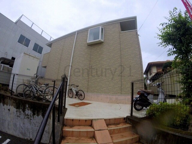 ハウスピリカの物件外観写真