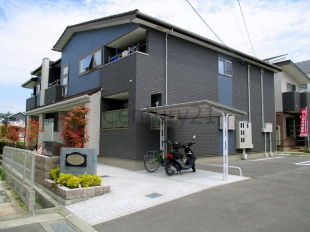 ポンデリーブルの物件外観写真