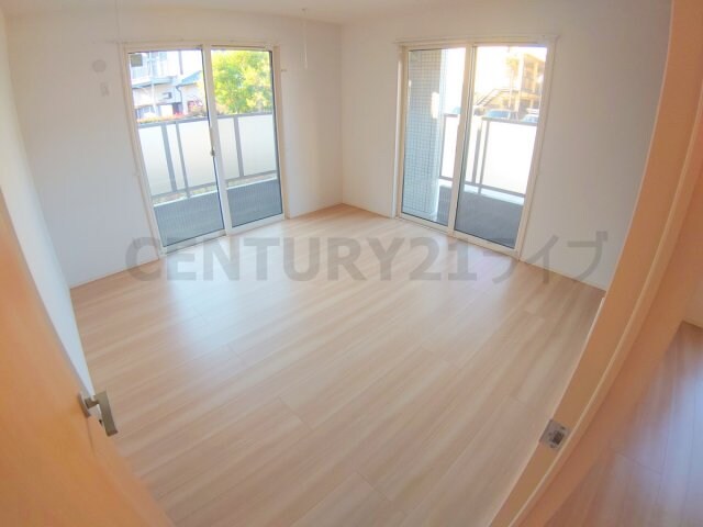 ミストラルコートの物件内観写真