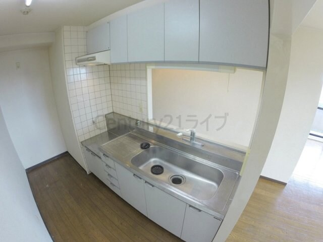 クリスタルコート清荒神の物件内観写真