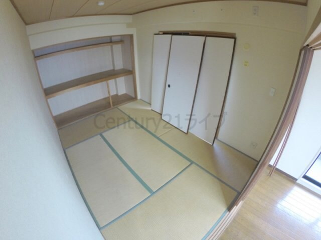 クリスタルコート清荒神の物件内観写真