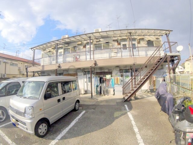 坂上文化の物件外観写真