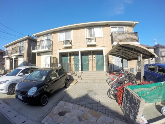 加藤タウンハウスD棟の物件外観写真