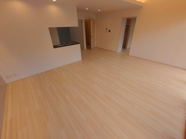 プレジオ宝塚ASIANの物件内観写真