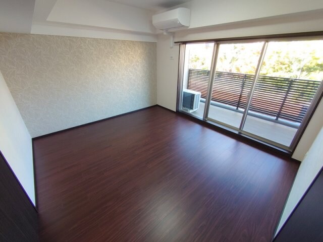 プレジオ宝塚ASIANの物件内観写真