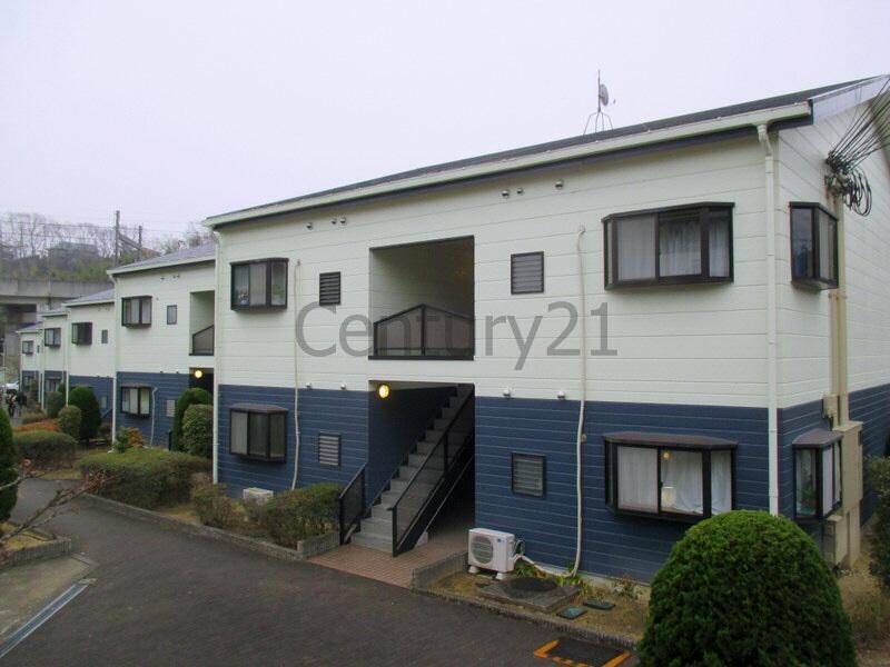 ルミエール山下の物件外観写真