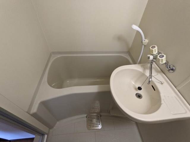 フロンティアマンション八代の物件内観写真